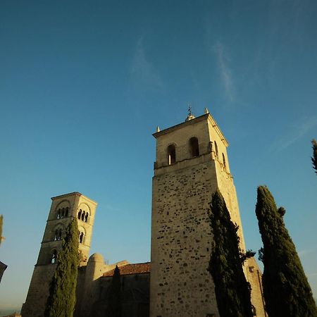 Apartamentos Altozano Trujillo Exteriér fotografie